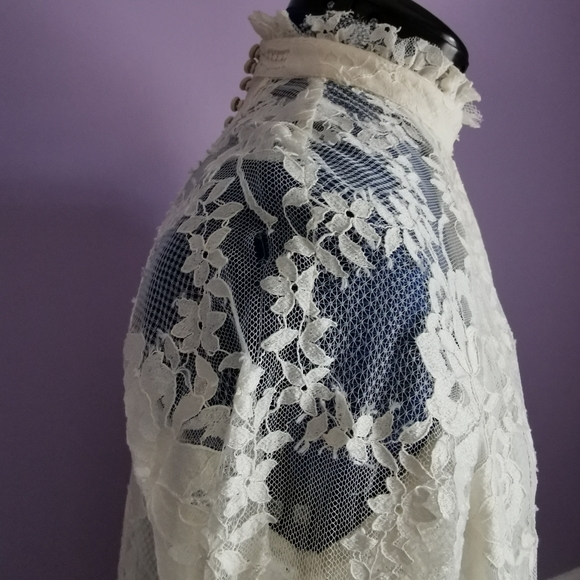 H&M lace dress - Picture 8 of 8